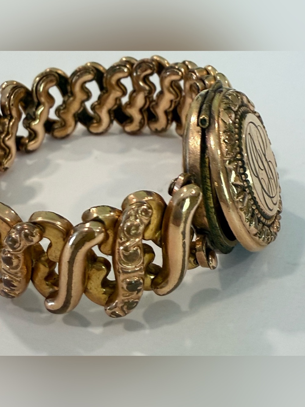 Vintage Rolled Gold Expansion Bracelet Photo Locket Monogram Victorian Style - Picture 13 of 16